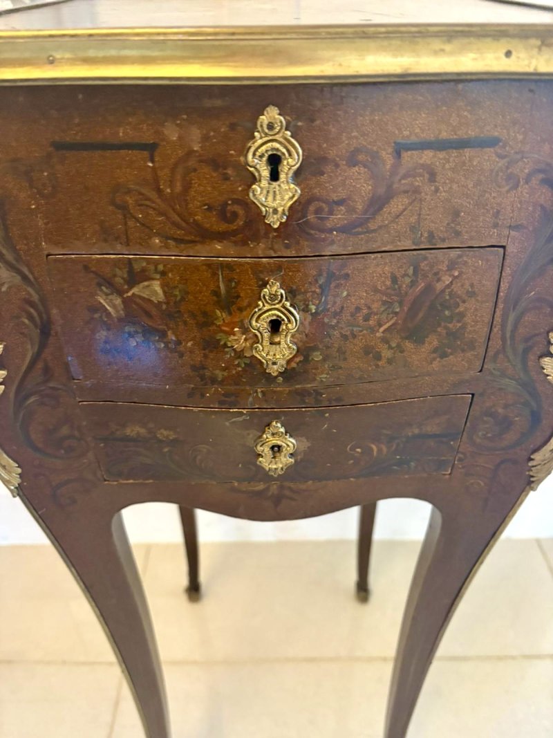 2802  Antique Victorian Quality French Lacquer Ormolu Mounted Jewellery Cabinet/Lamp Table - Image 9